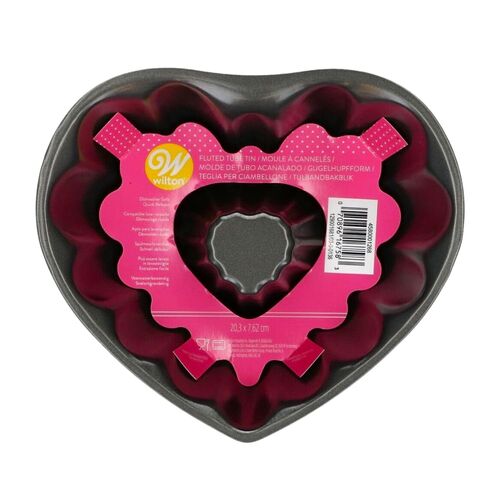 MOLDE DE ACERO "BUNDT" WILTON - CORAZON (20 CM)